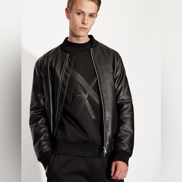 Armani Exchange OVERSIZED LOGO CREW NECK SWEATSHIRT - Picture 2 of 11